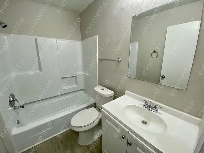 Foto del edificio - 63 Hill Ln