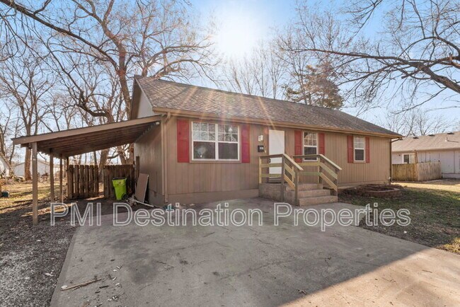 Building Photo - 207 Berry Ave