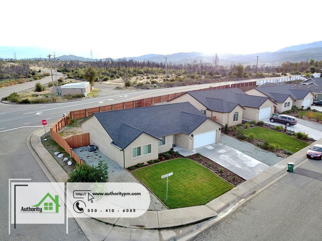 Primary Photo - 16983 Catalina Way