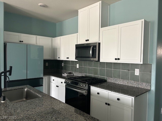 Foto del edificio - 336 Larksong Ave