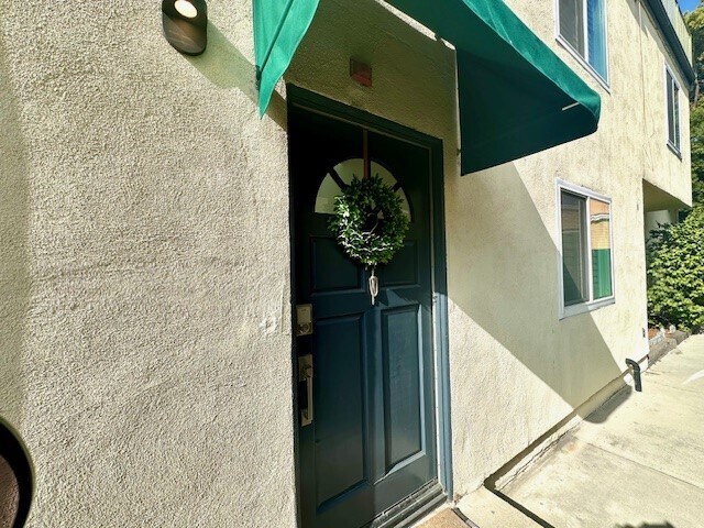 Building Photo - 2705 Mathews Ave