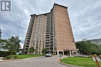 Building Photo - 5250-5250 Lakeshore Rd.