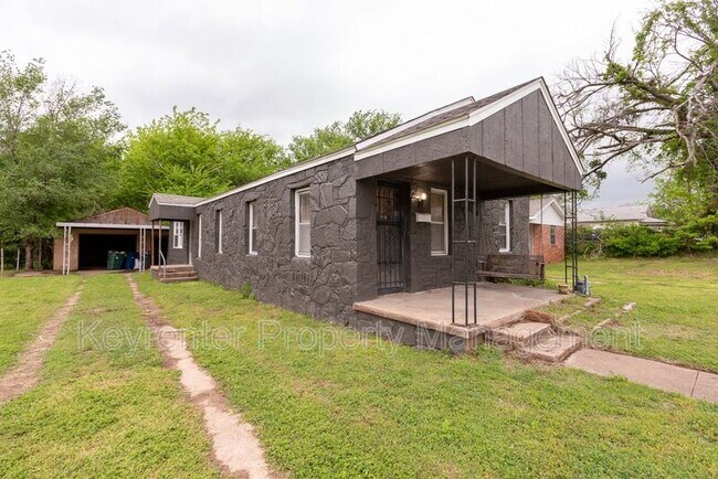 Foto del edificio - 526 S 39th W Ave
