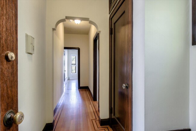 Foto del edificio - 3239 Broderick St