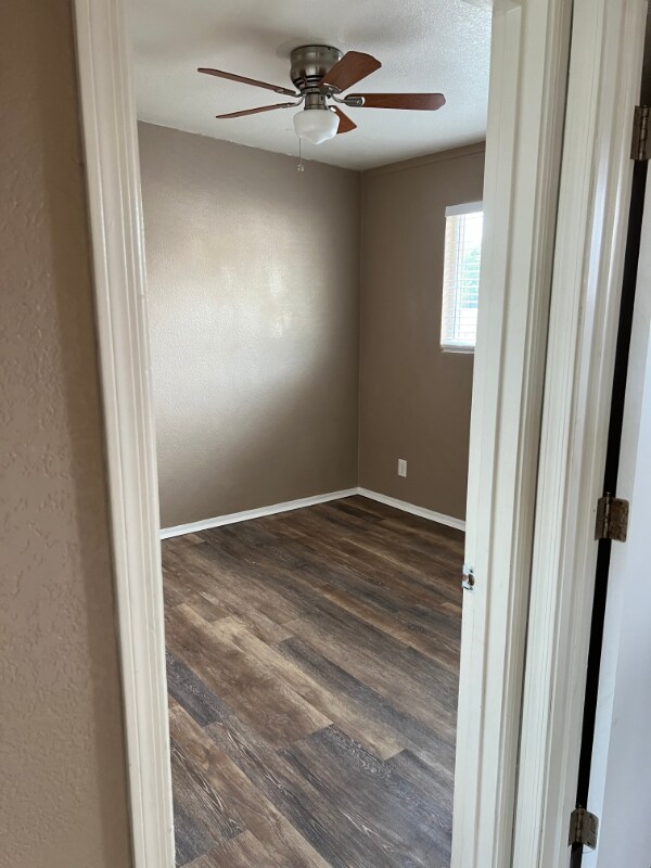 Foto del edificio - 820 E Purdue Ave