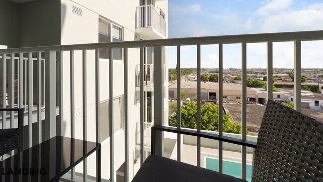 Foto del edificio - 1025 E 25th St