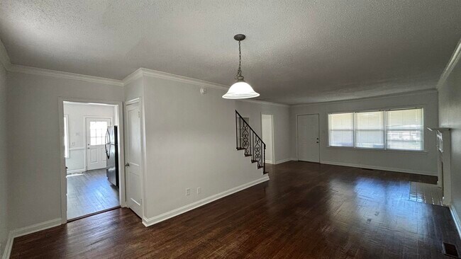 Foto del edificio - 378 N Highland St