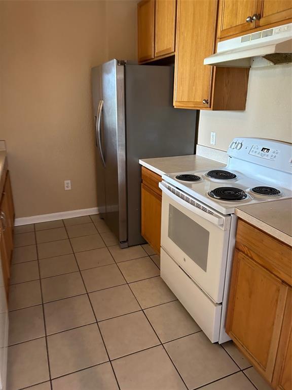 Building Photo - 8630 Buccilli Dr