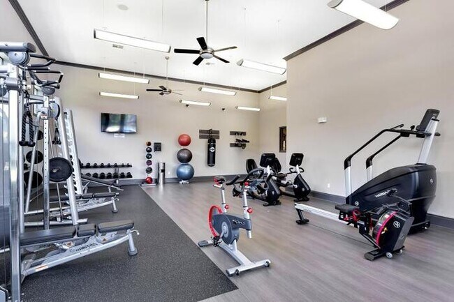 Foto del edificio - 10701 S I-35 Frontage Rd