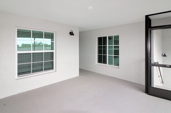 Building Photo - Wellen Park Golf and Country Club Annual Condo for Rent