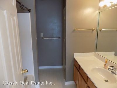 Building Photo - 177 Preakness Dr