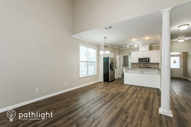Building Photo - 1119 Hunters Cove
