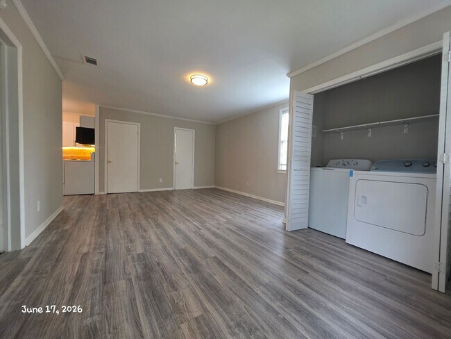 Foto del edificio - 1118 E 39th St