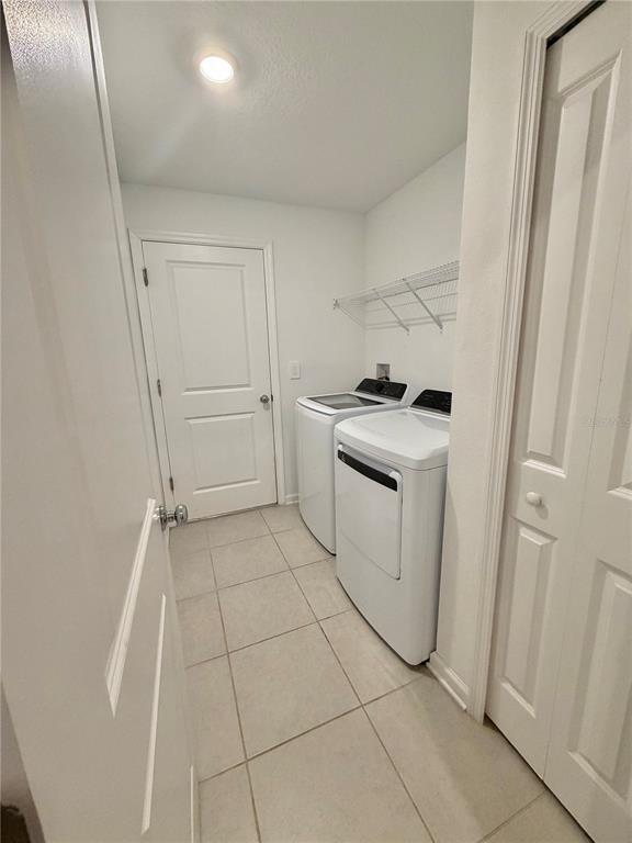 Building Photo - 2704 Pioneer Trl