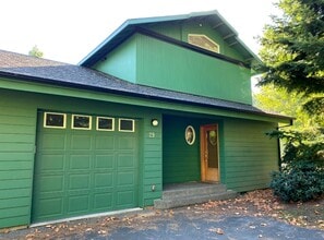 Building Photo - 29 Annie Ln