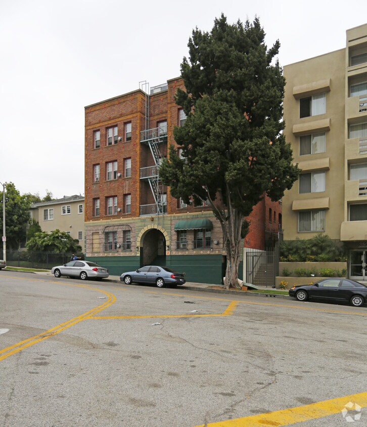 Foto del edificio - Sammy Davis Junior Manor Apartments