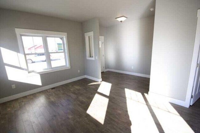 Building Photo - 3 bedroom in Billings MT 59102