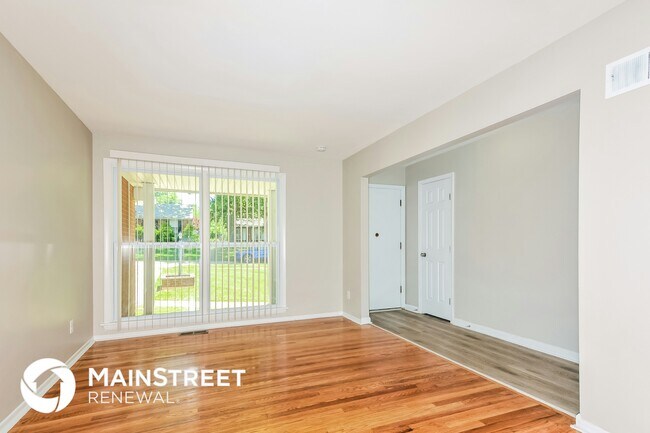 Foto del edificio - 6867 Thurston Ave