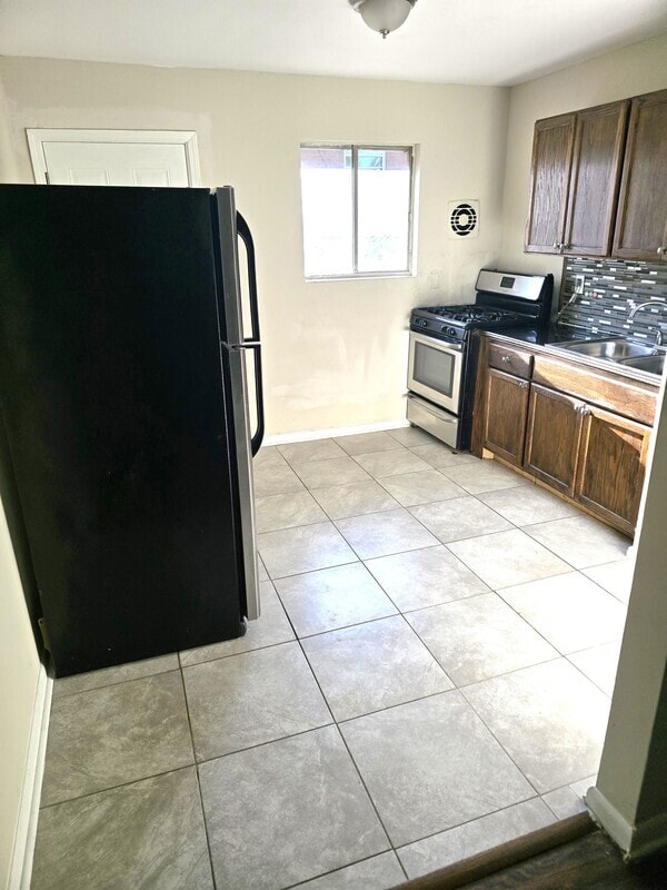 Foto del edificio - 1135 Sells Ave SW