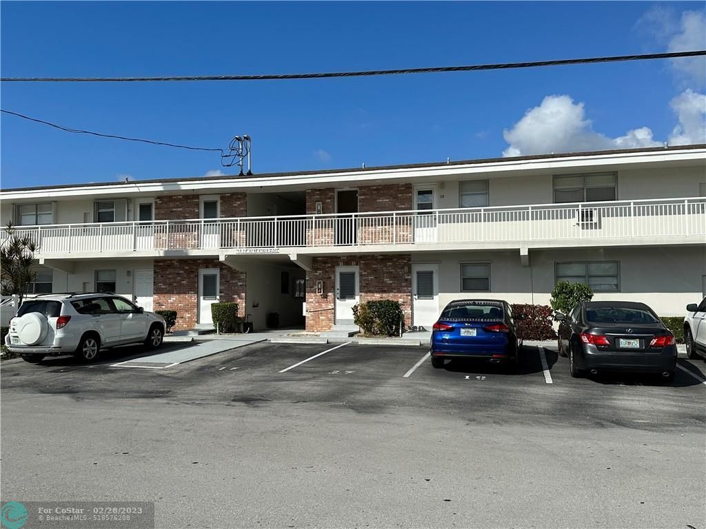 3851 NE 21st Ave Unit 27, Lighthouse Point, FL 33064 Condo for Rent