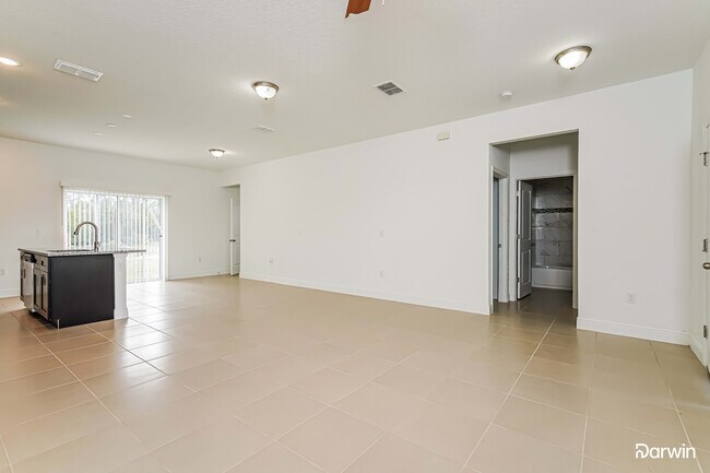 Building Photo - 1243 Amazon Ln