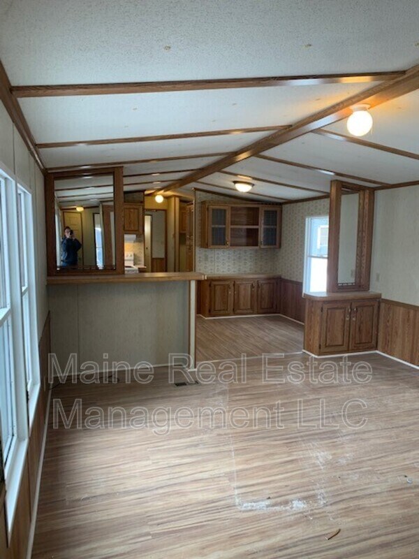 155 Harrison St, Pittsfield, ME 04967 Condo for Rent in Pittsfield