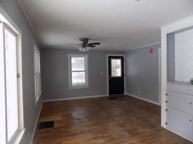 Building Photo - 1214 S Eaton St