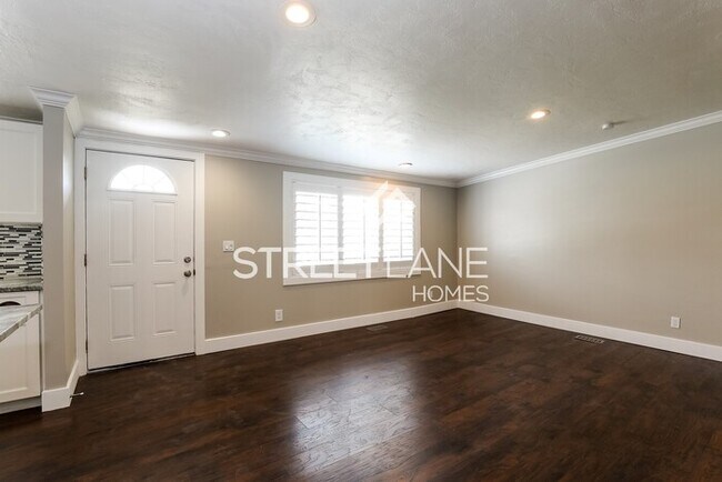 Foto del edificio - REDUCED! Charming 4 bedroom home in Salt L...