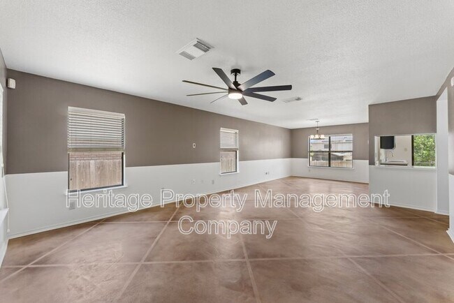 Building Photo - 8038 Cantura Mills