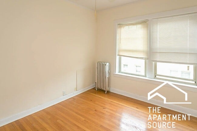 Foto del edificio - 1916 W Winona St