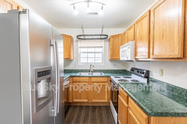 Building Photo - 115 Greenwich Ct