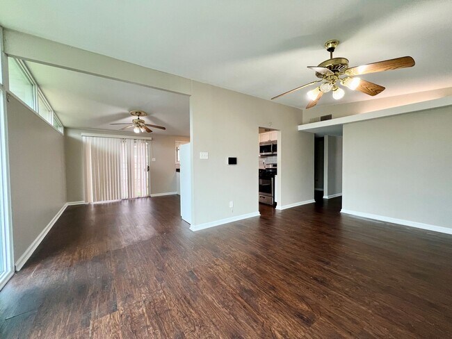 Foto del edificio - Charming 3-bedroom, 1-bath home located in Florissant