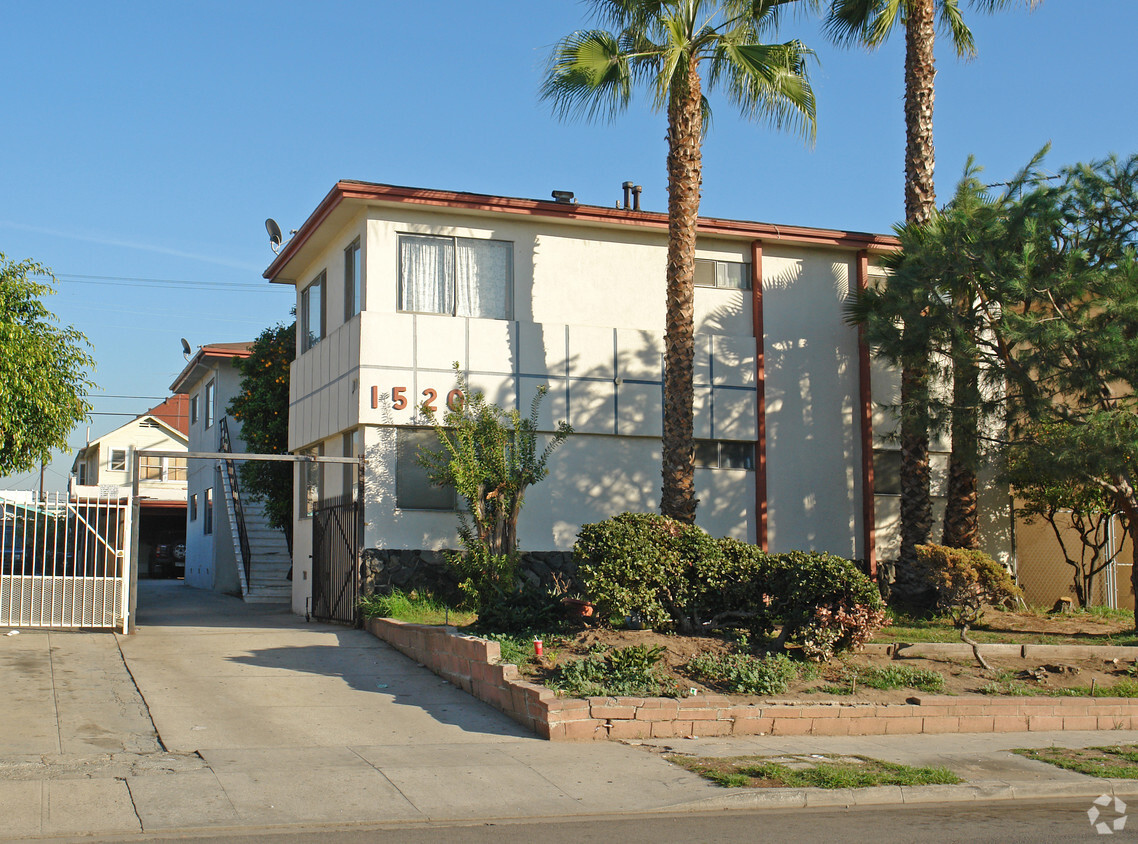 Primary Photo - 1520 3rd Ave