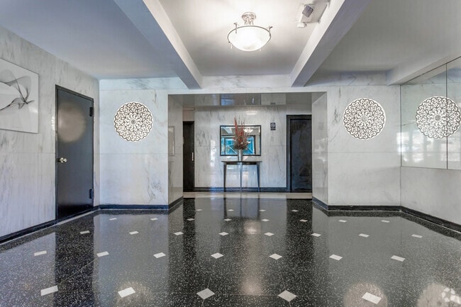 Lobby Photo - 40 Barker Avenue