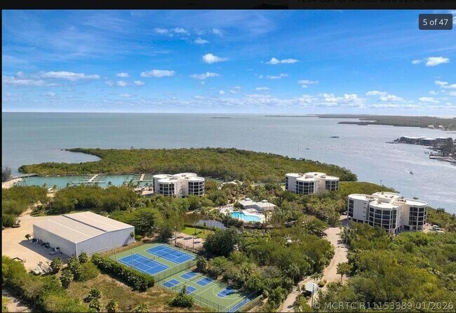 Foto del edificio - 7204 Gulf of Mexico Blvd