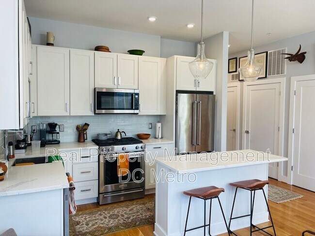 Photo - 1512 K St SE Apartment