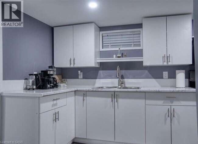 Photo du bâtiment - 651 Upper Ottawa St