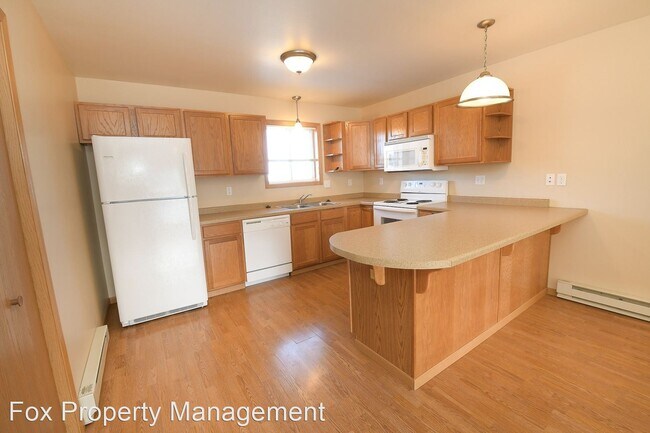 Building Photo - 1509-1507 Aspen Dr NE