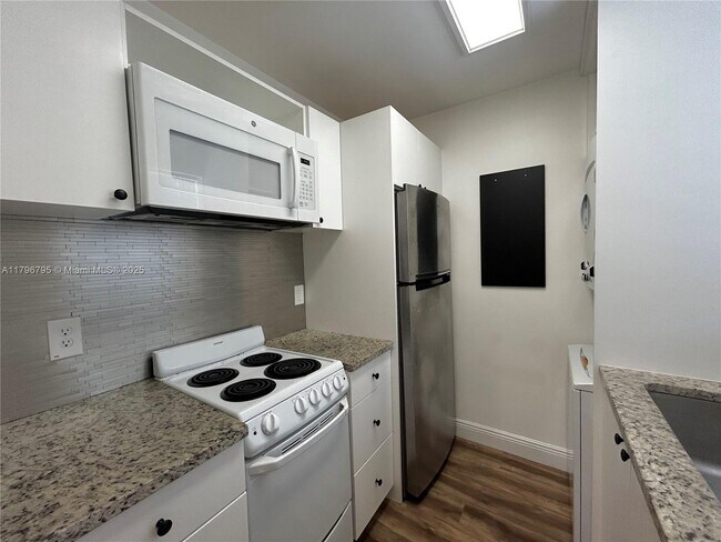 Foto del edificio - 407 NW 11th Ave