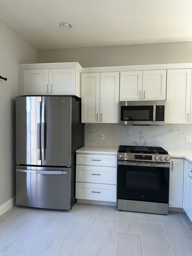 Foto del edificio - FULLY RENOVATED HOME IN OAK GROVE COMMUNITY