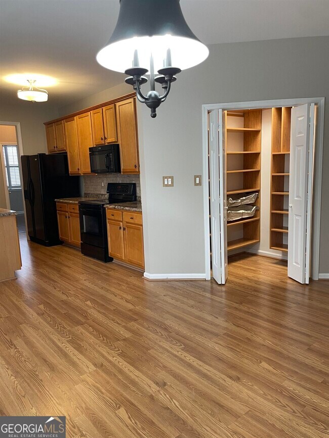 Foto del edificio - 96 High Pt N Dr