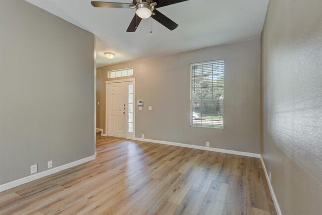 Foto del edificio - 23618 Wildwood Green Way