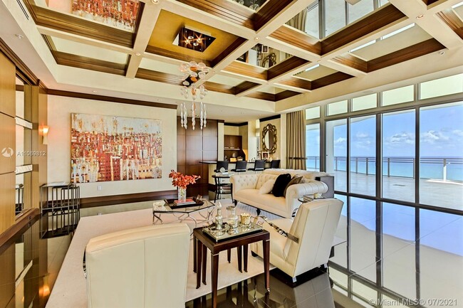 Building Photo - 3535 S Ocean Dr