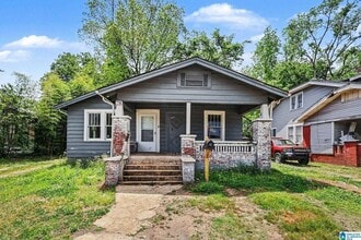 Building Photo - 7709 1st Ave S
