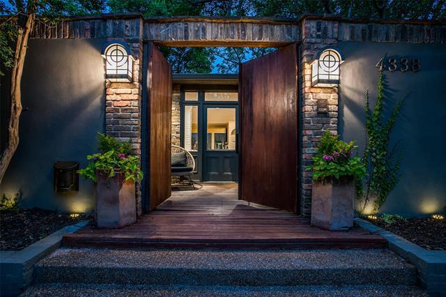 Foto del edificio - 4338 Travis St