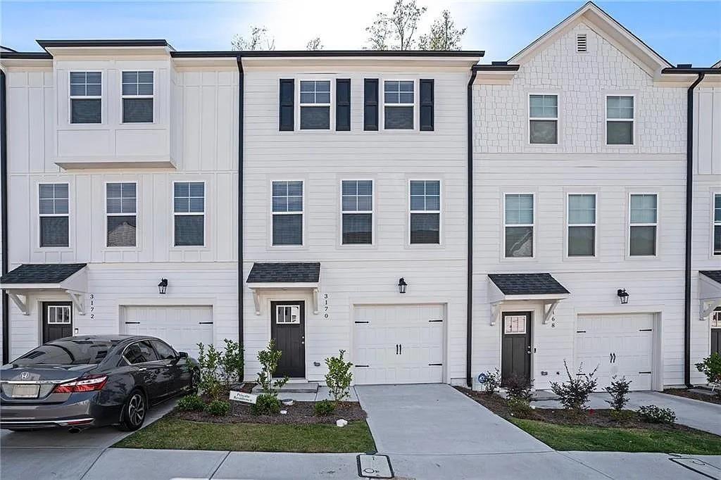 Foto principal - 3132 Washburn St SE