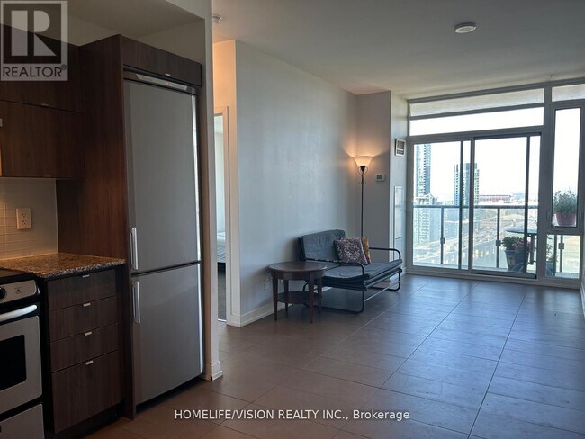 Photo du bâtiment - 170 Fort York Blvd