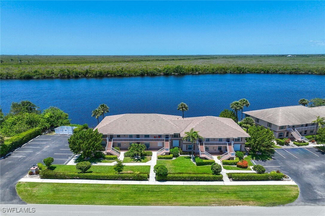 Foto principal - 1015 Mainsail Dr