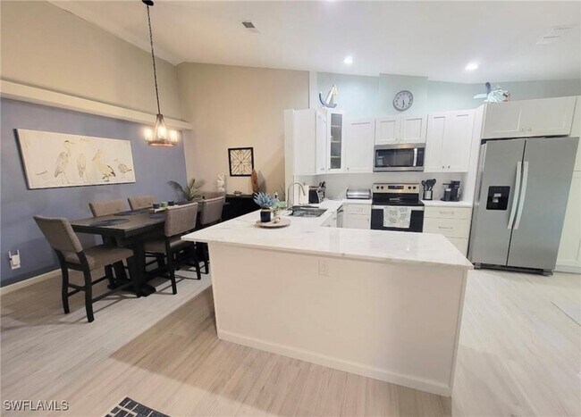 Foto del edificio - 17611 Marco Island Ln