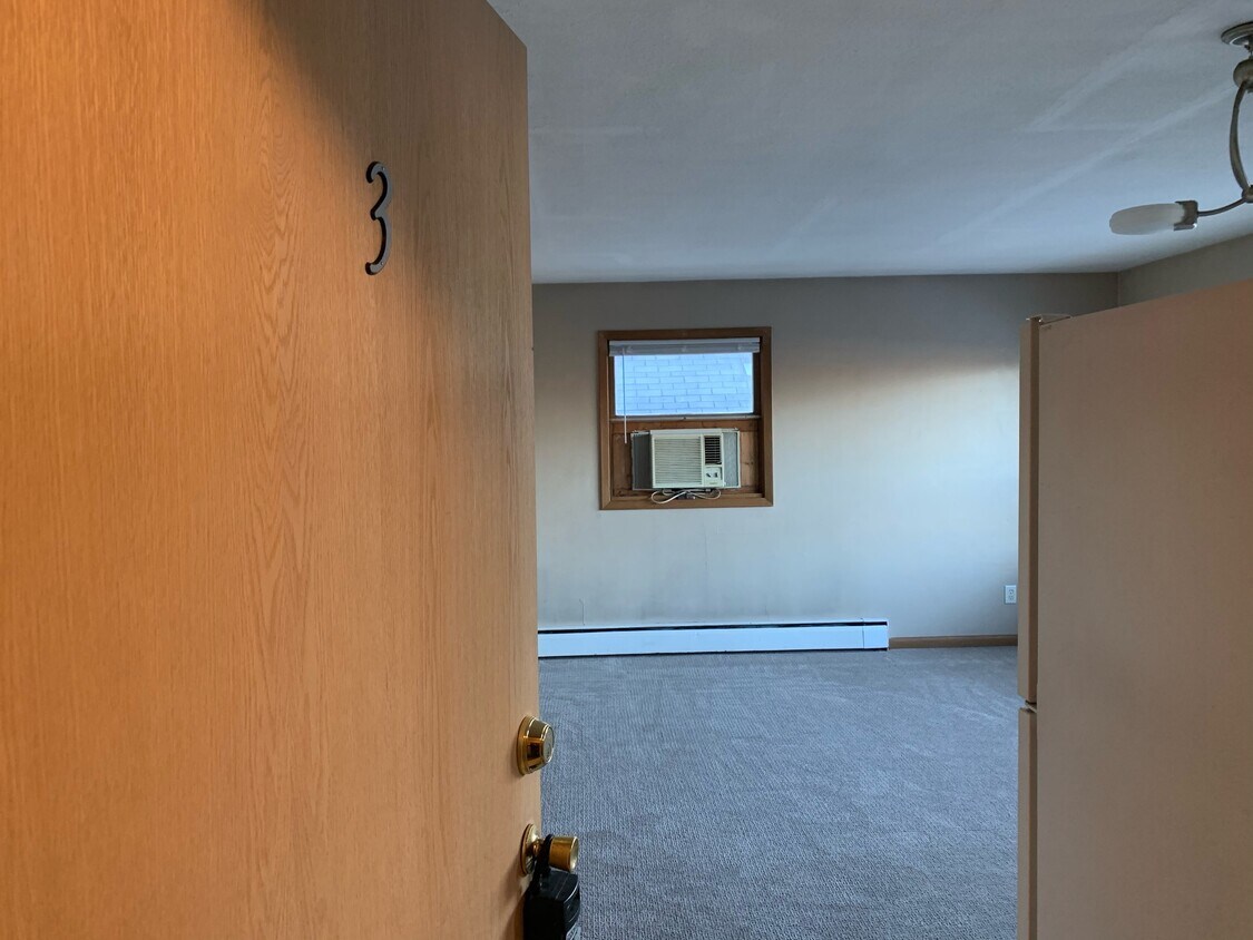 Foto principal - 318 5th St SE
